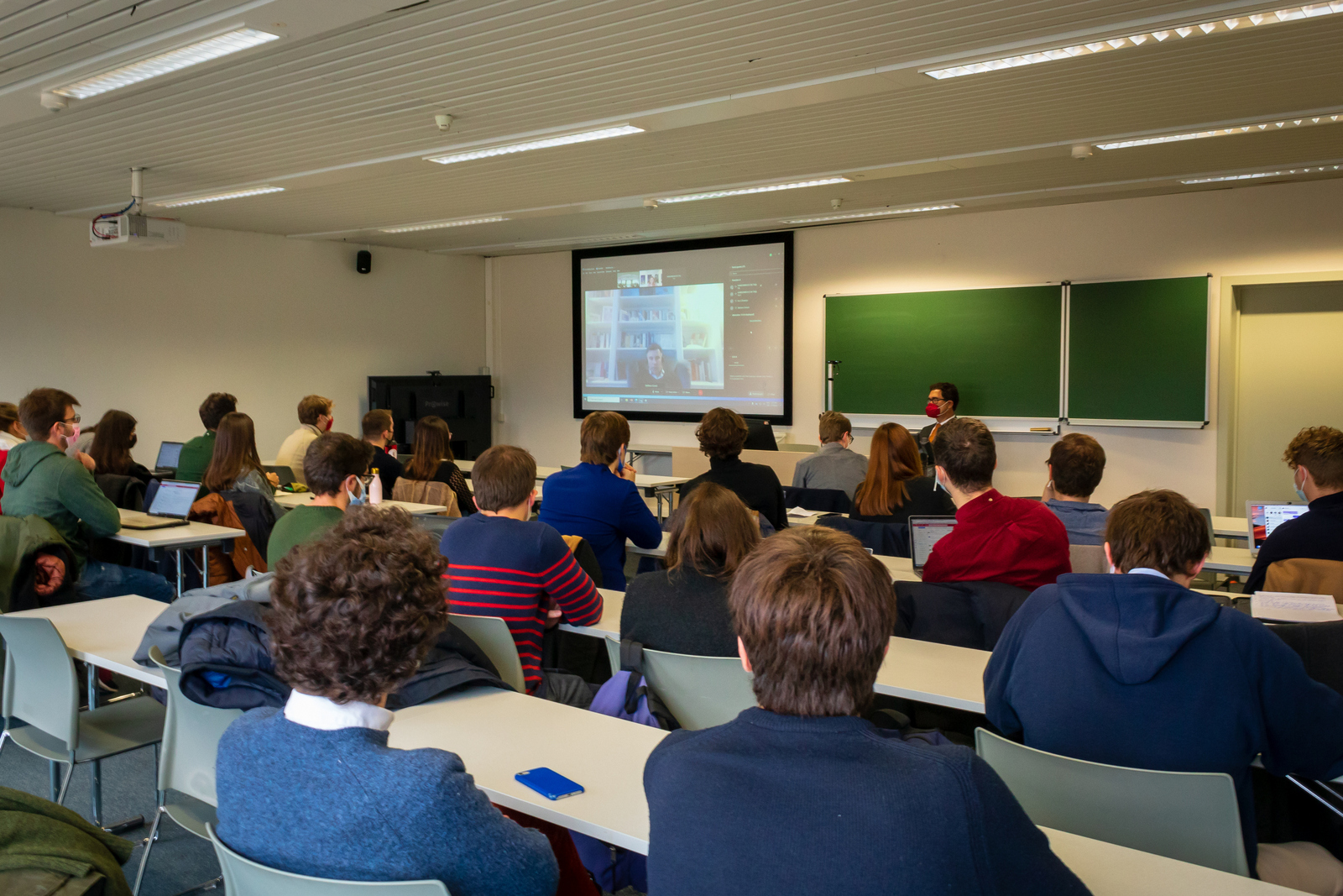 Conference opening energy chair