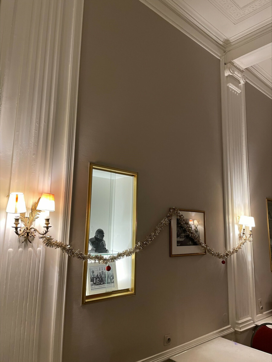 Churchill Room 4